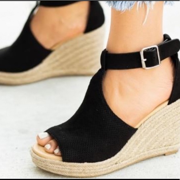 5⭐️BLACK ESPADRILLE WEDGE HEELS SANDAL - Shoe - Picture 2 of 4